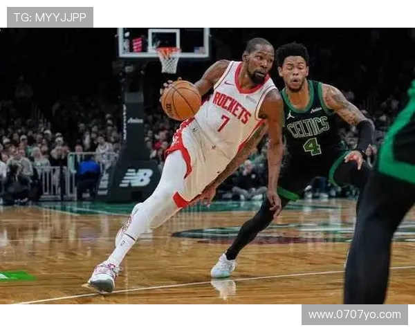 美记曝猛料：杜兰特曾心仪绿军尼克斯，交易截止日前后两队态度迥异(1)